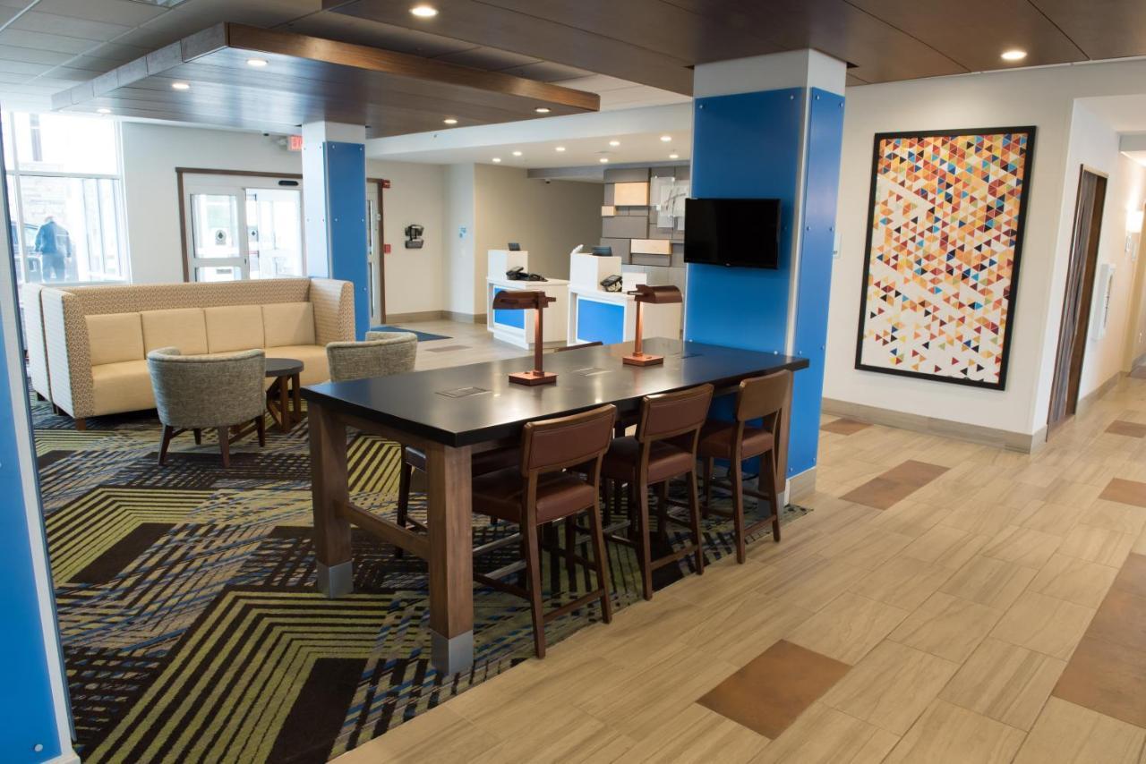 Holiday Inn Express & Suites - Louisville N - Jeffersonville By Ihg Exteriér fotografie
