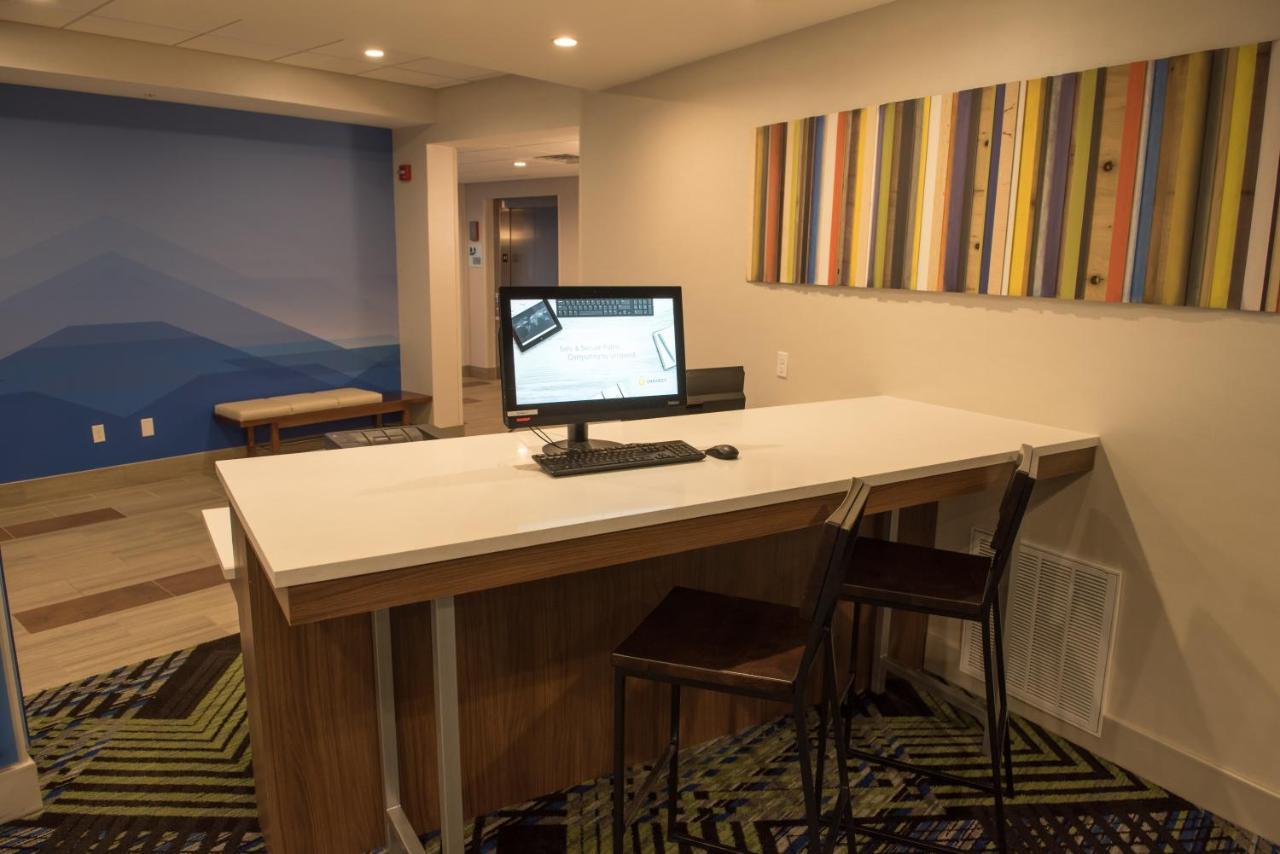 Holiday Inn Express & Suites - Louisville N - Jeffersonville By Ihg Exteriér fotografie
